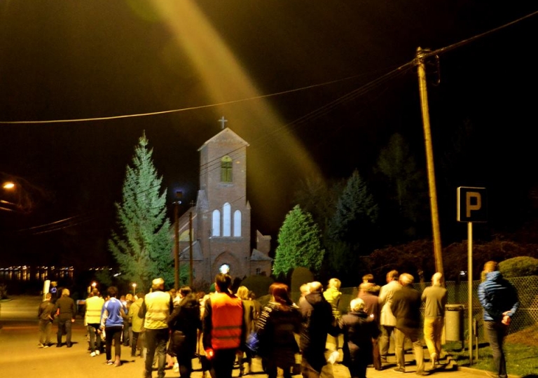 Droga Krzyżowa ze św. Ritą ulicami Głębinowa