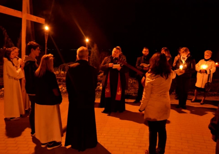 Droga Krzyżowa ze św. Ritą ulicami Głębinowa