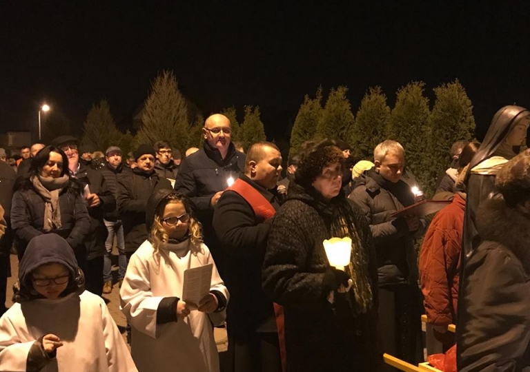 Droga Krzyżowa ze św. Ritą ulicami w roku 2018 Głębinowa