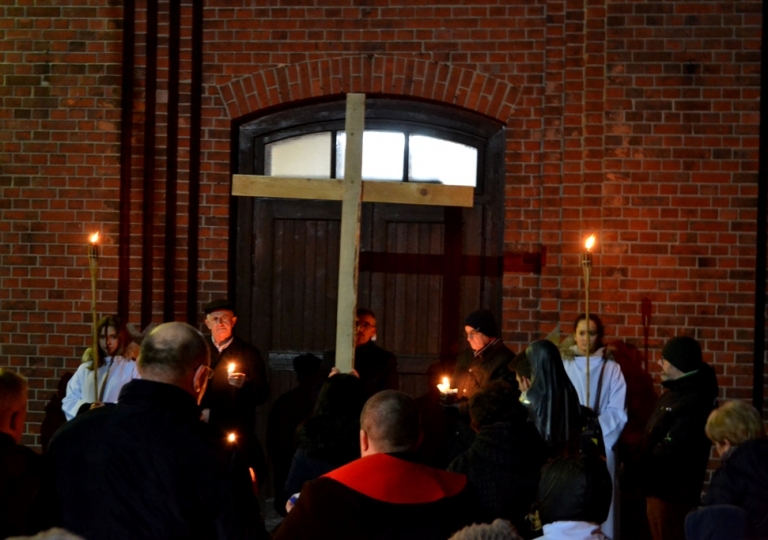 Droga Krzyżowa ze św. Ritą ulicami w roku 2018 Głębinowa